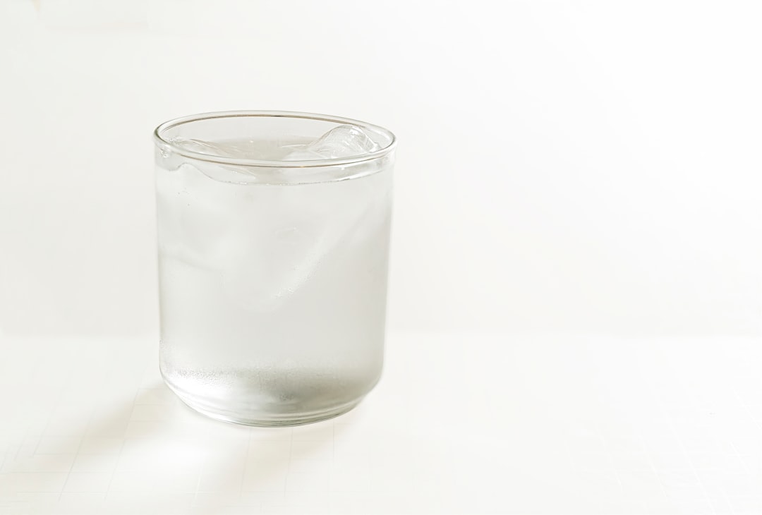 clear drinking glass with water